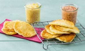 Cloud Bread mit zweierlei Hüttenkäsedip