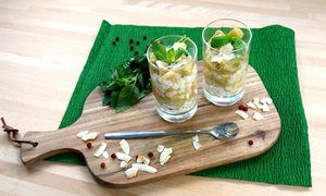 Kokos-Reisnudeln mit Rhabarber