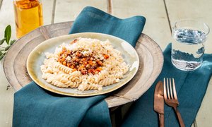 Dinkelspirelli mit Linsenbolognese