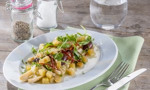 Nudelsalat mit Spargel und Kresse