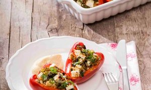 Paprikaschoten mit Gemüse-Bulgur-Füllung